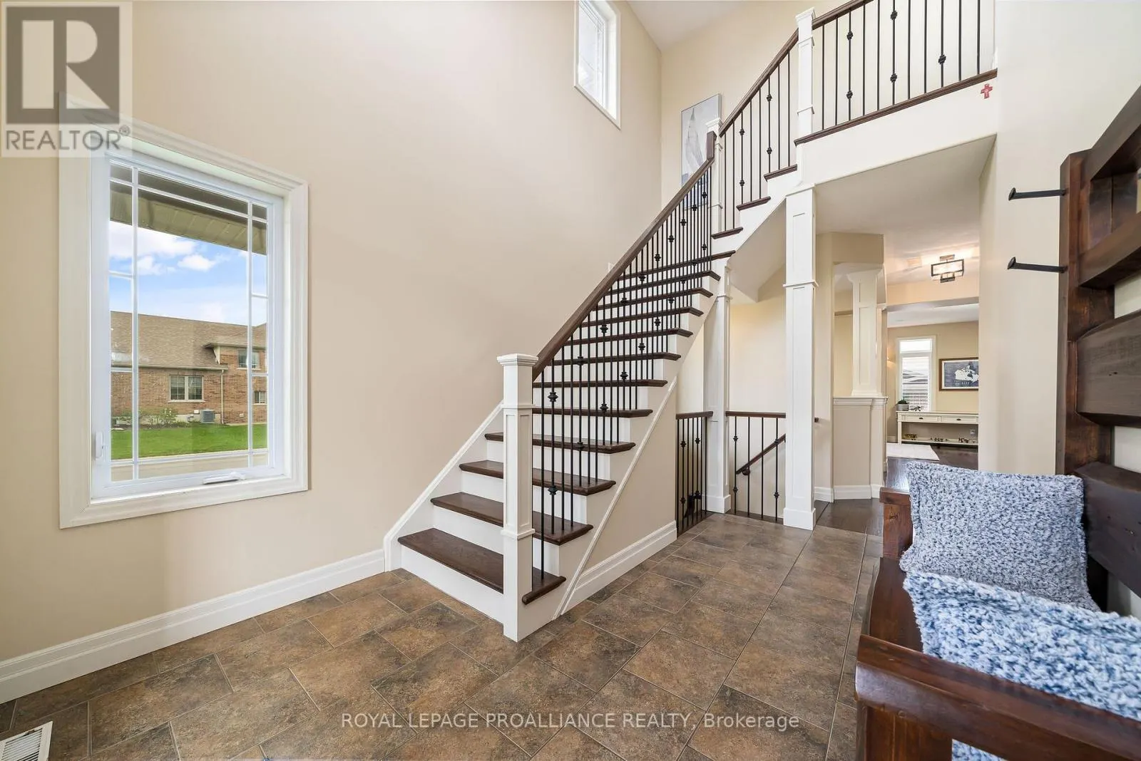 19 SCENIC DRIVE