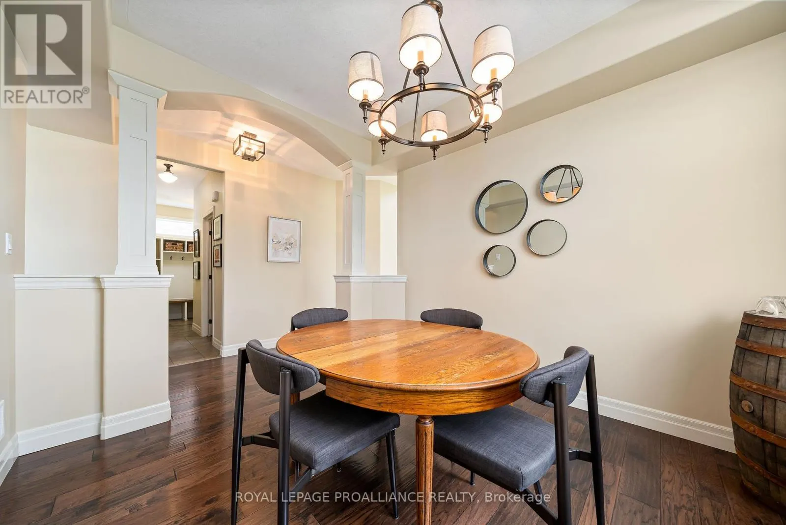 19 SCENIC DRIVE