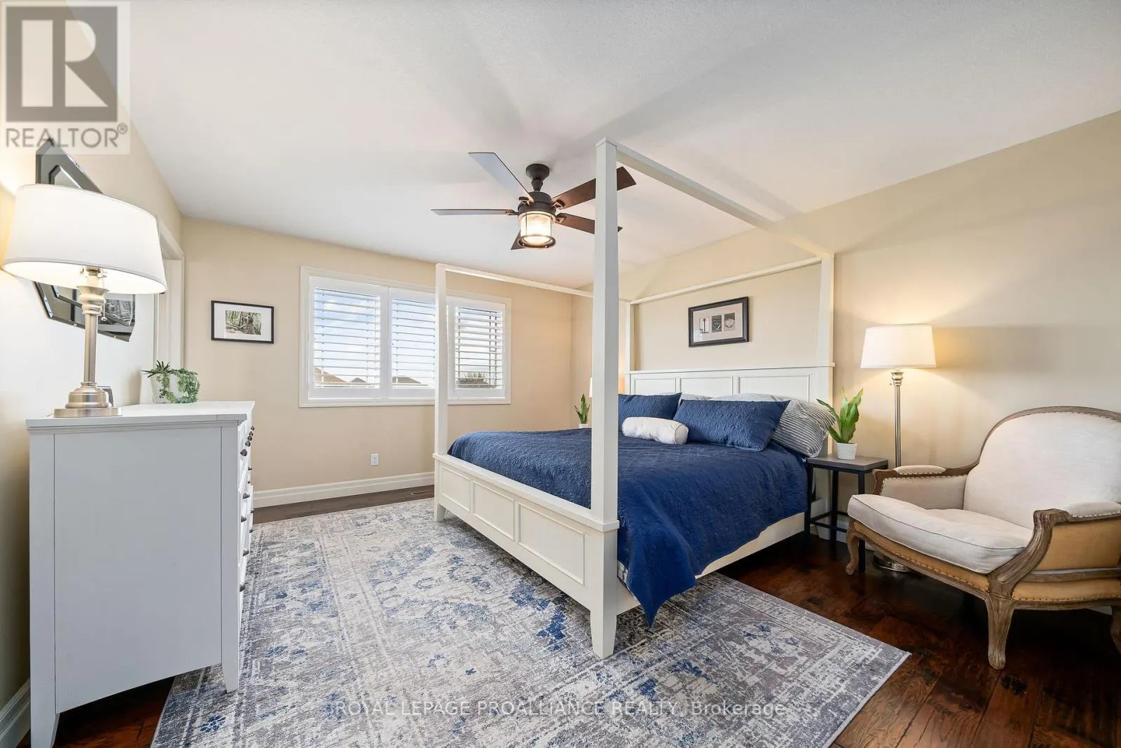 19 SCENIC DRIVE