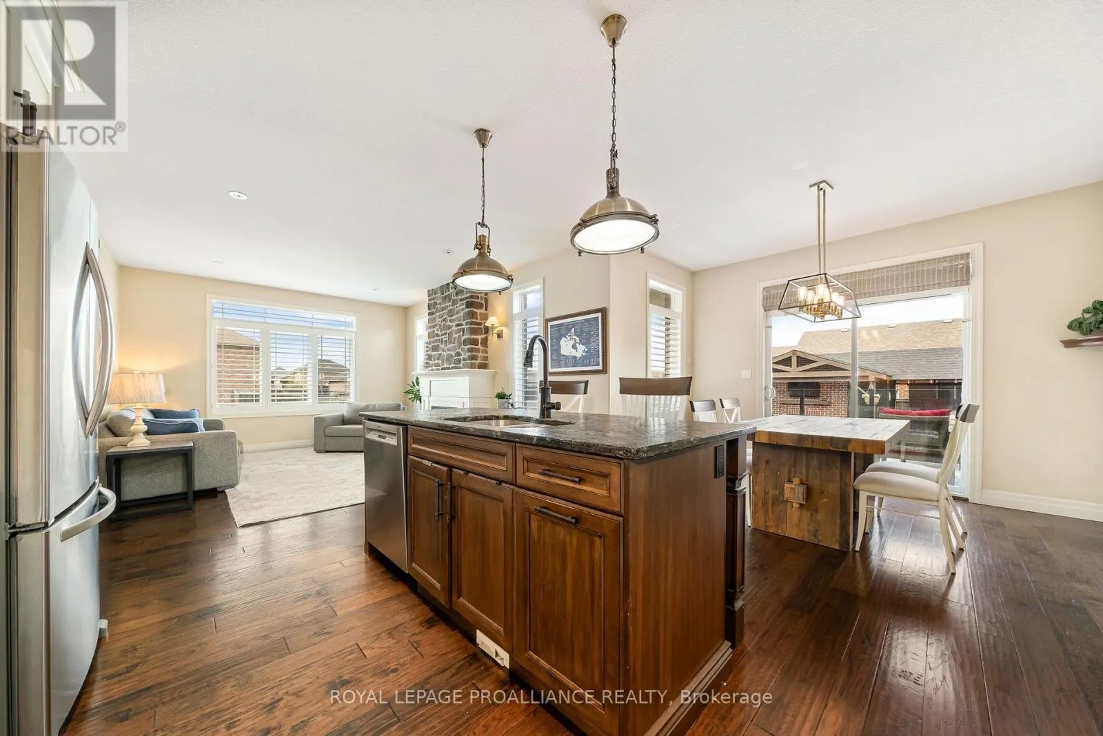 19 SCENIC DRIVE