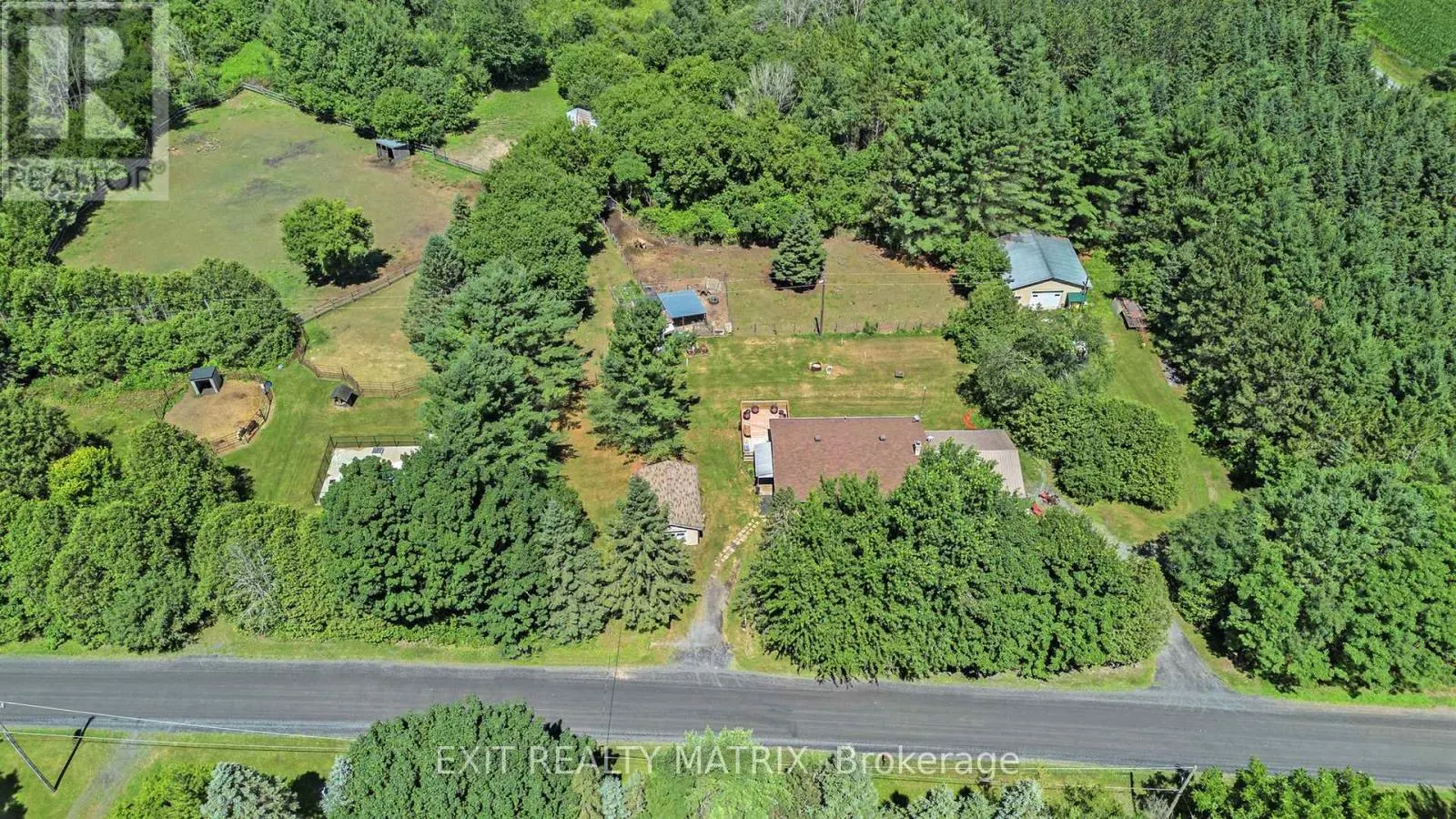 21111 CONCESSION RD 8 ROAD