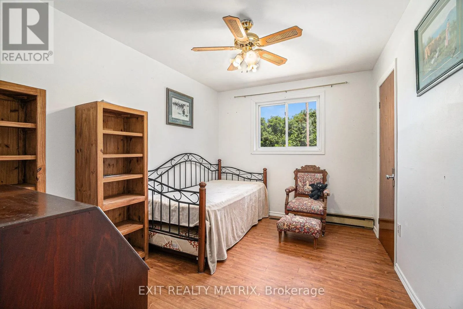 21111 CONCESSION RD 8 ROAD