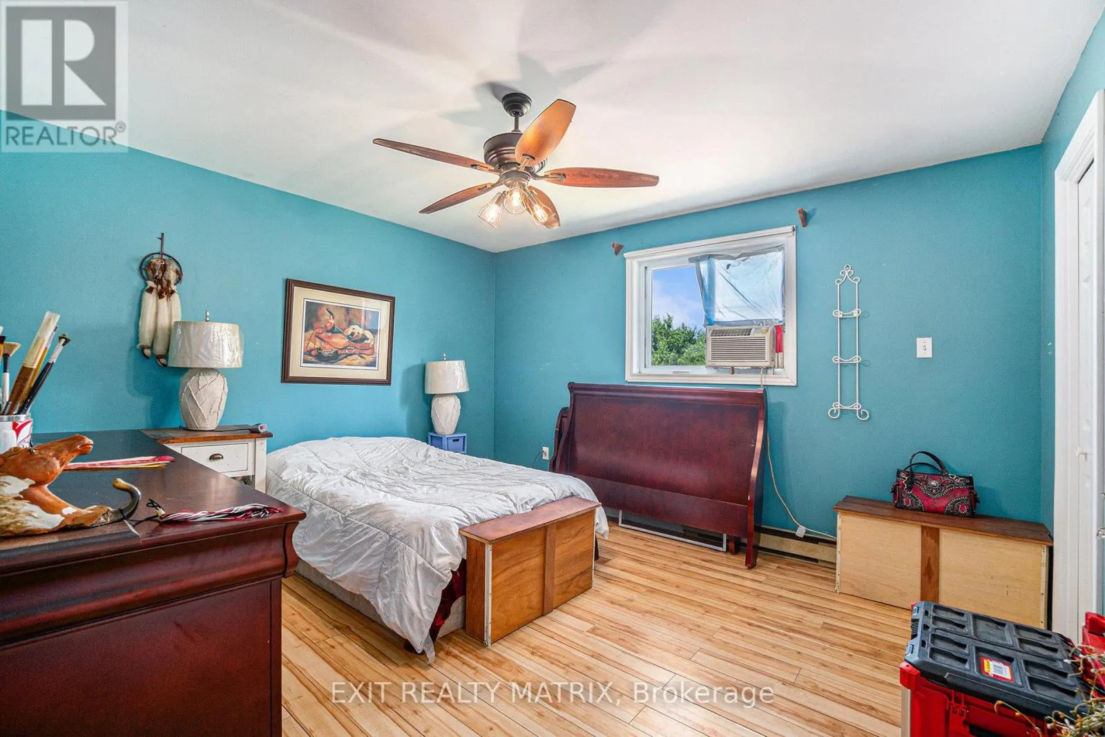 21111 CONCESSION RD 8 ROAD