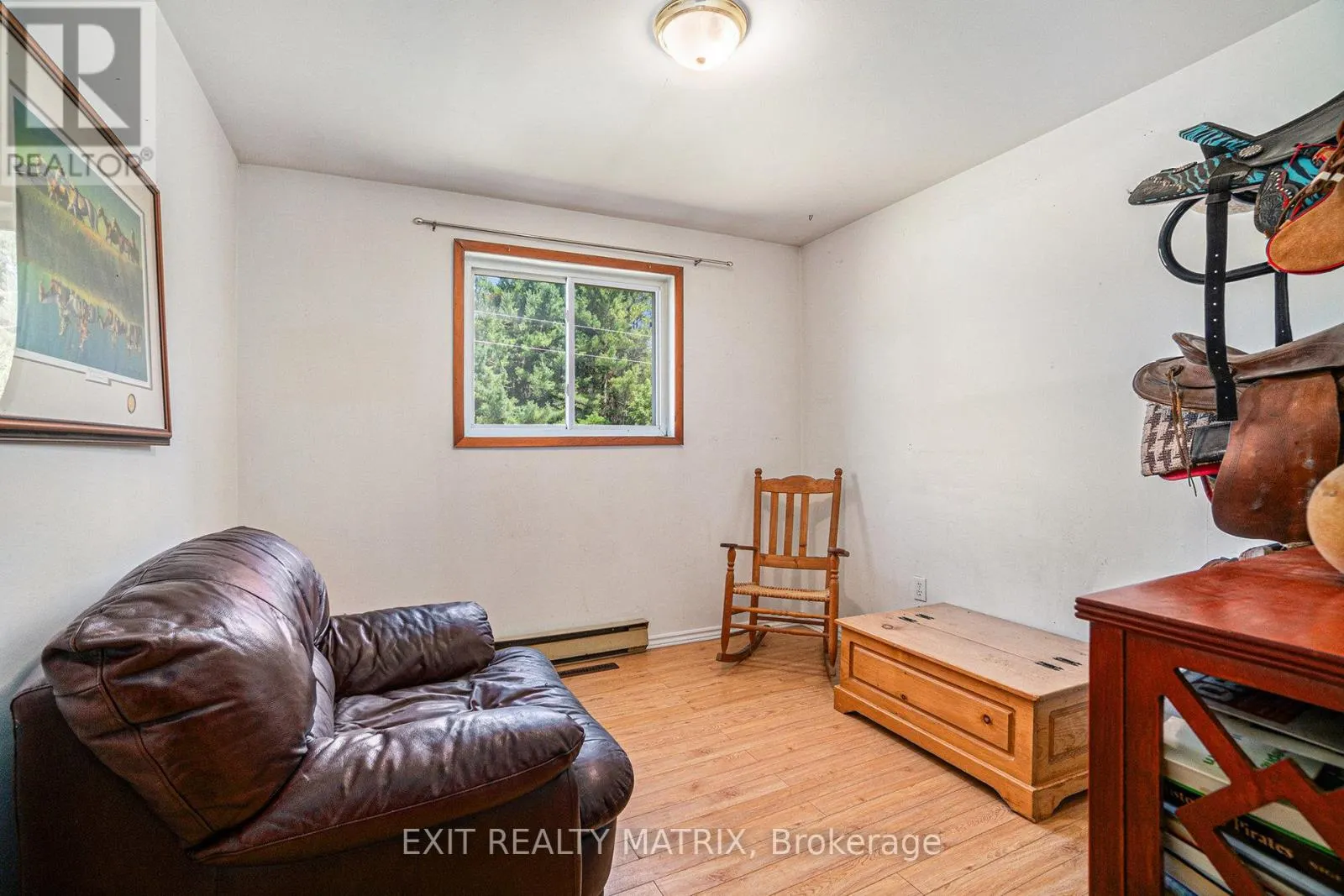 21111 CONCESSION RD 8 ROAD