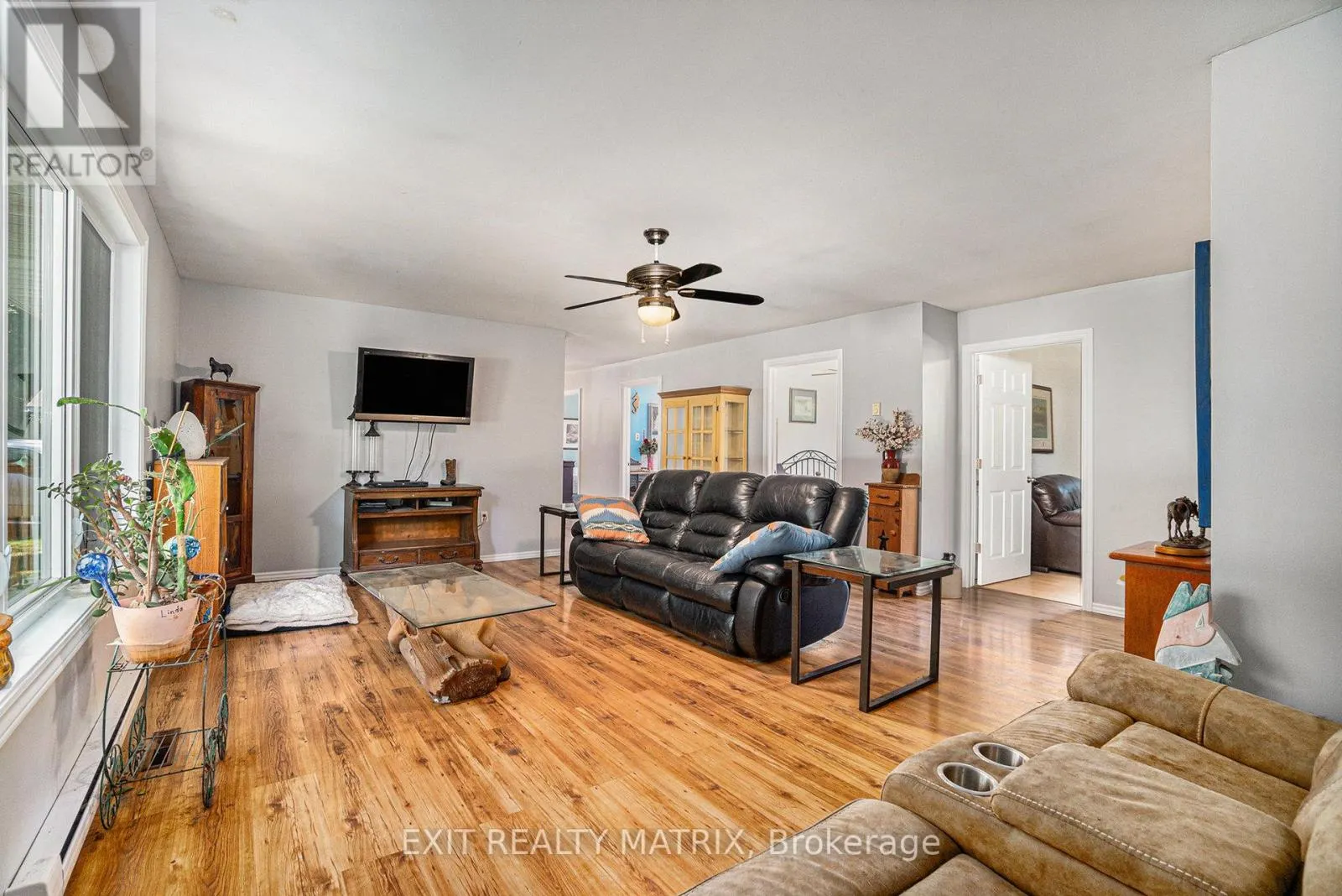 21111 CONCESSION RD 8 ROAD