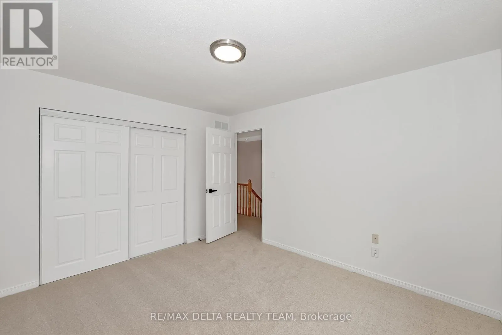 551 CASABELLA DRIVE
