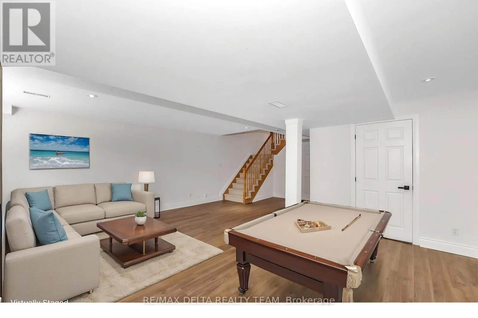 551 CASABELLA DRIVE