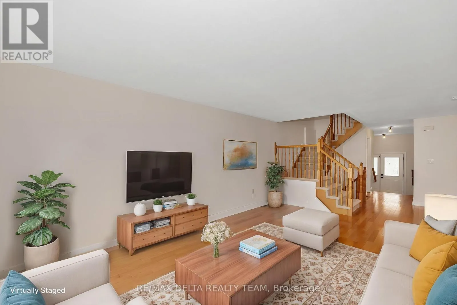 551 CASABELLA DRIVE