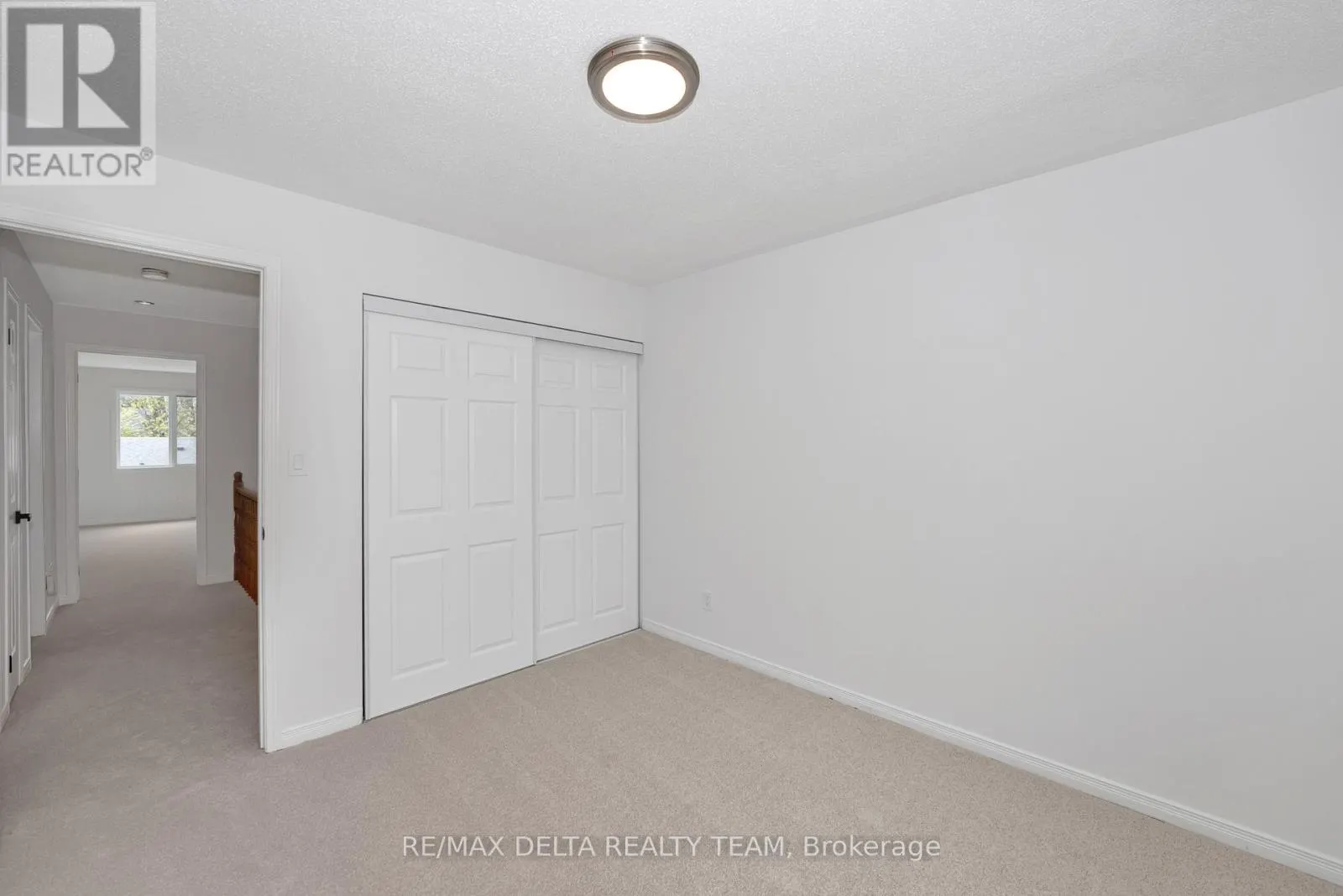 551 CASABELLA DRIVE