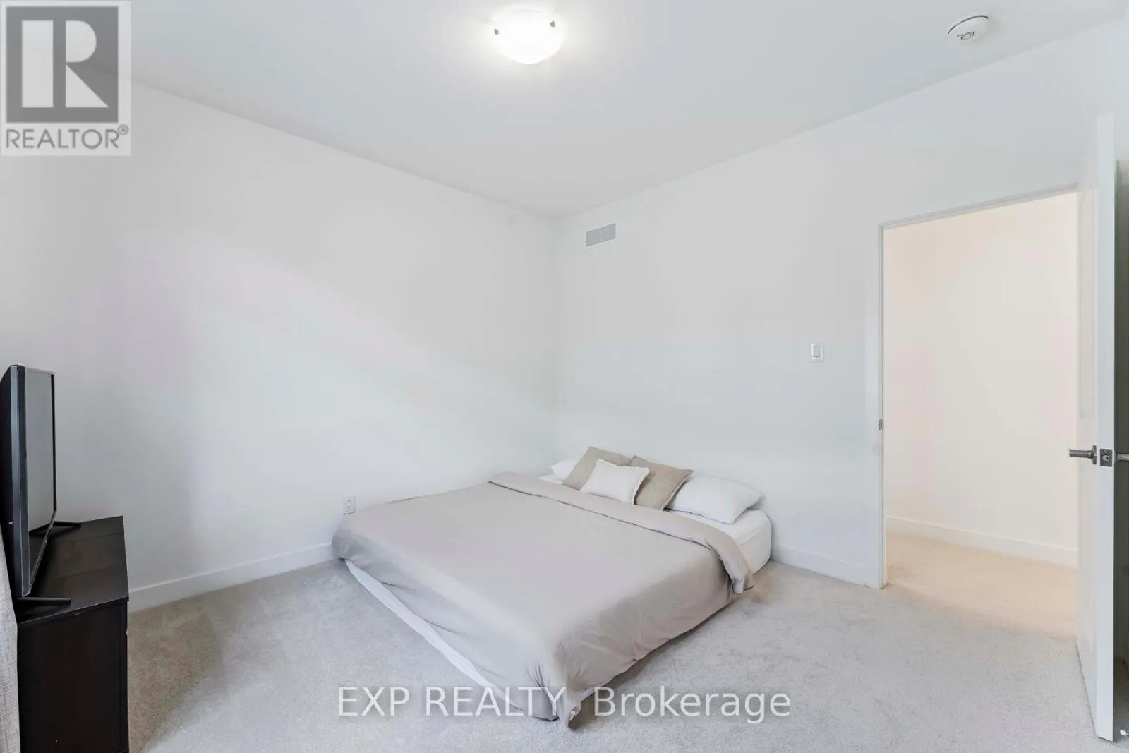 717 ODYSSEY WAY