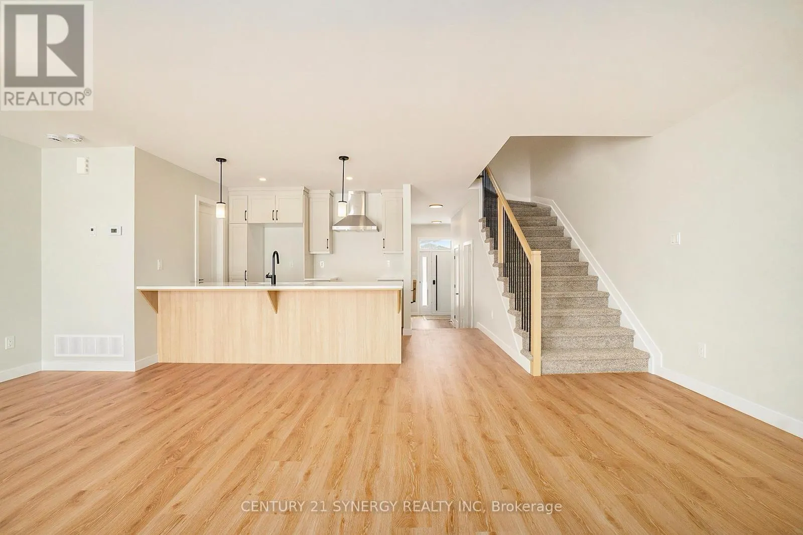 65 VILLENEUVE STREET