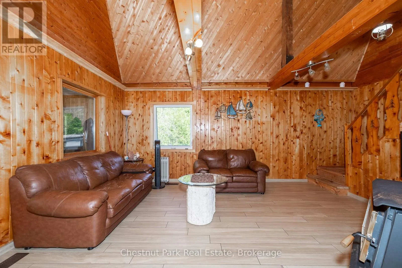 8 LITTLE COVE ROAD