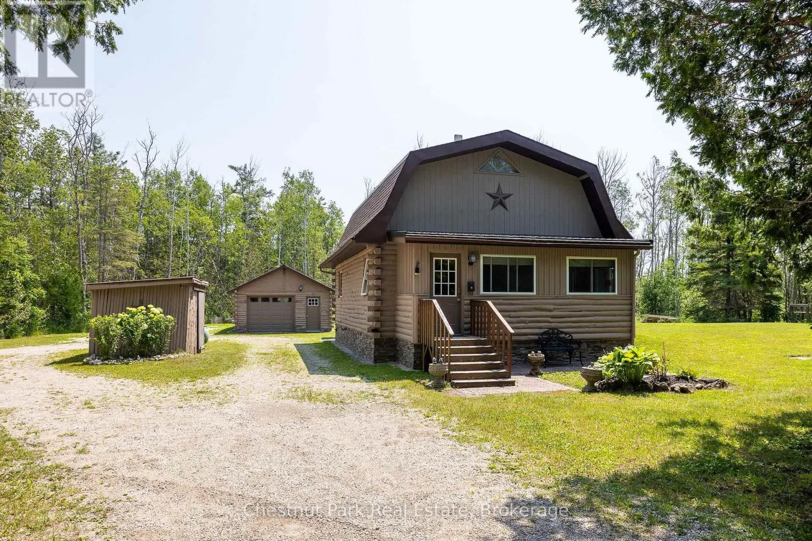 8 LITTLE COVE ROAD