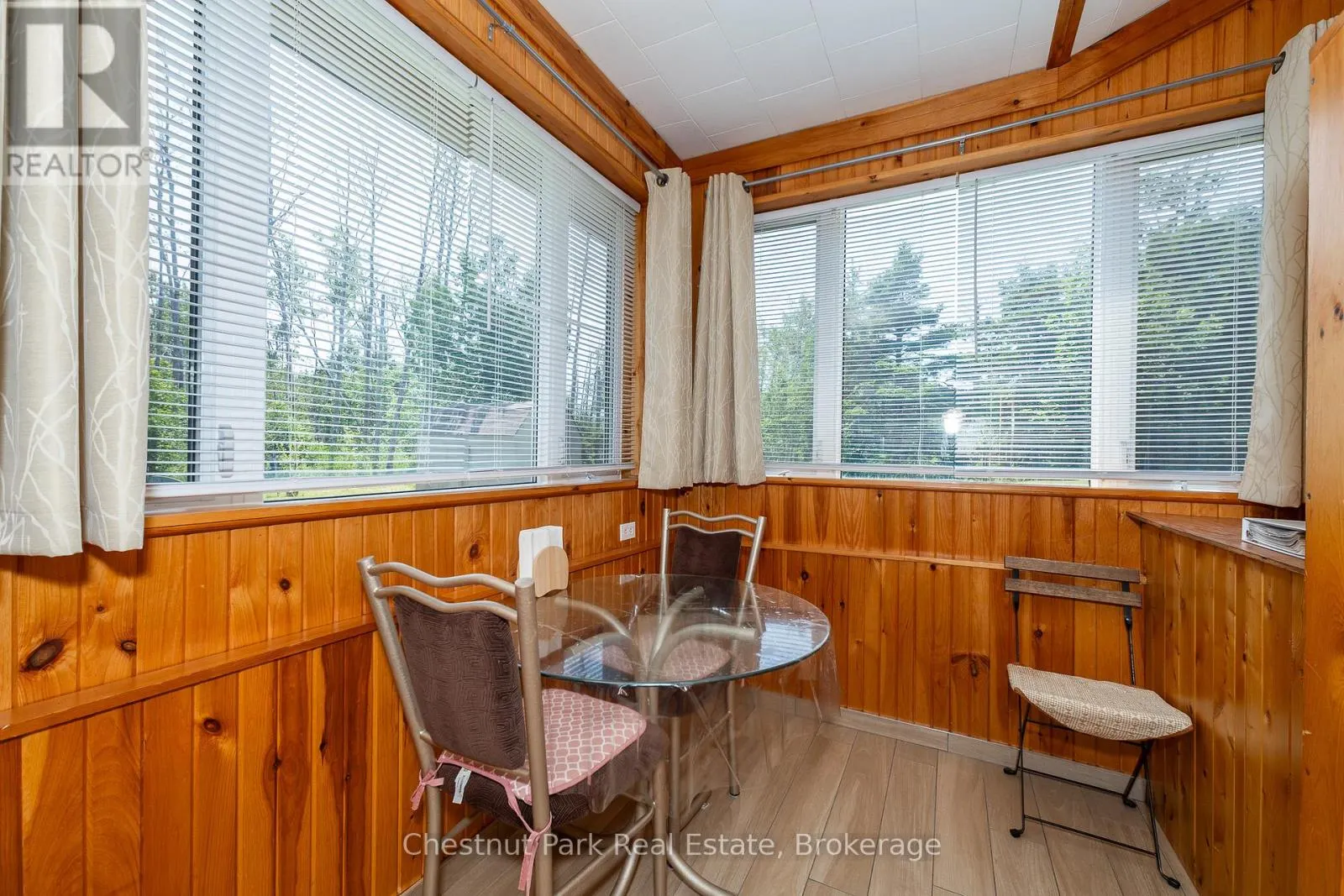 8 LITTLE COVE ROAD