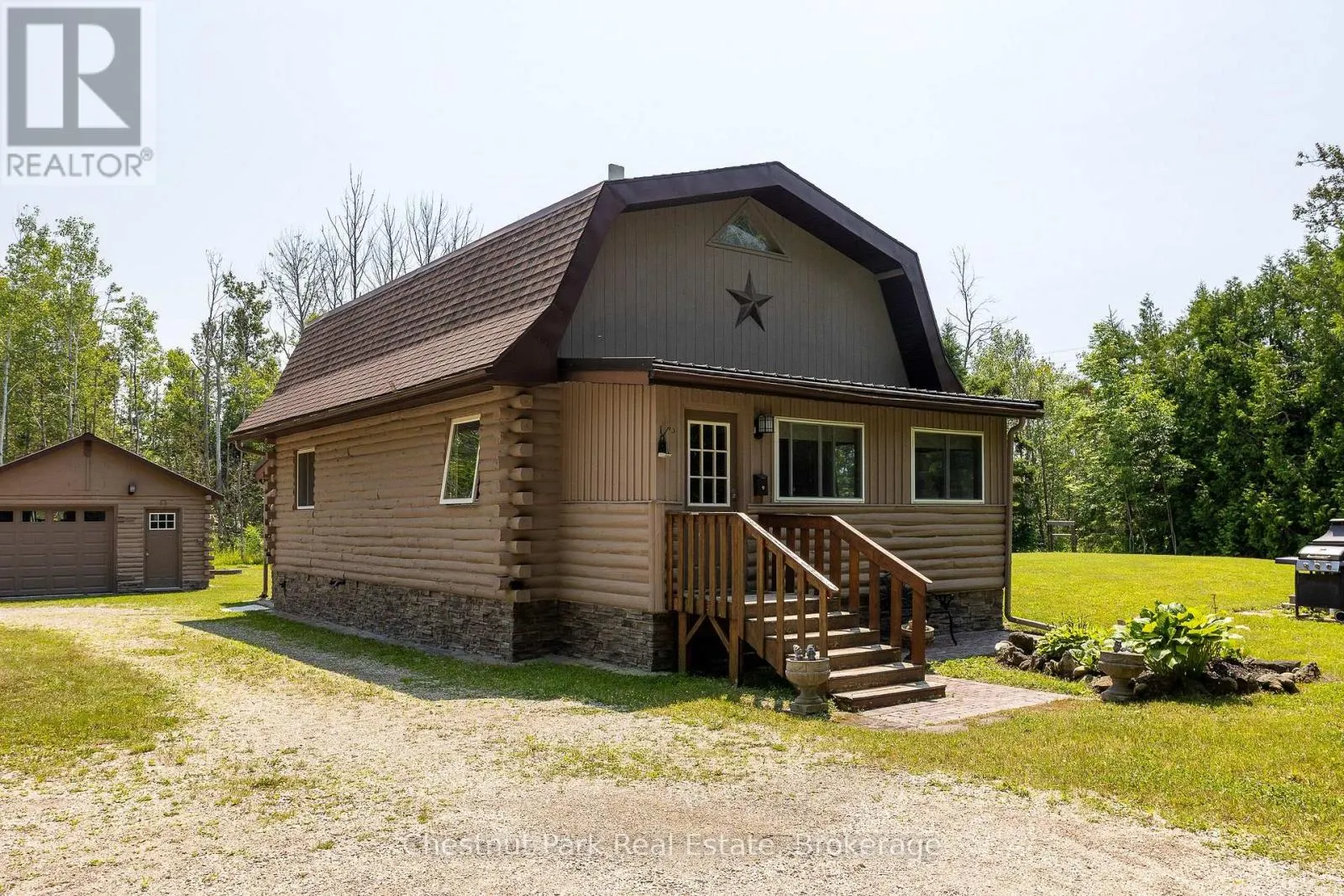 8 LITTLE COVE ROAD