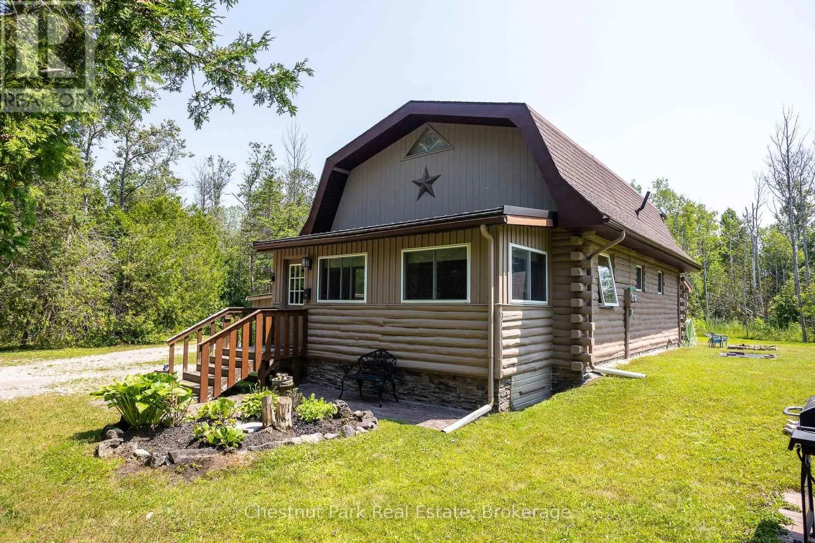 8 LITTLE COVE ROAD