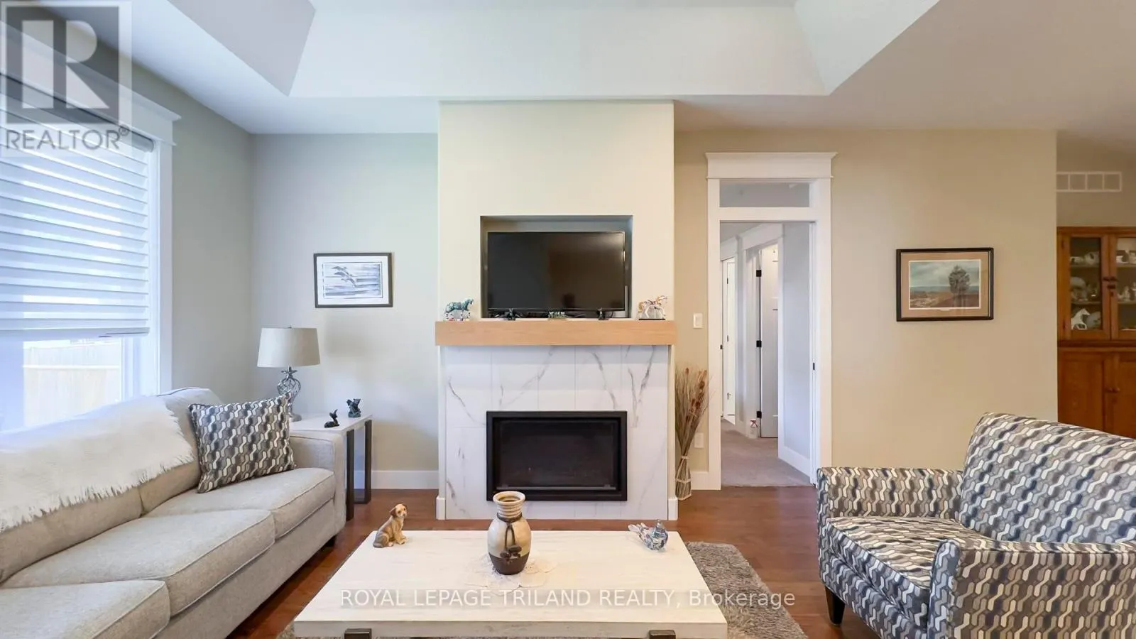 21 CREEK SIDE PLACE
