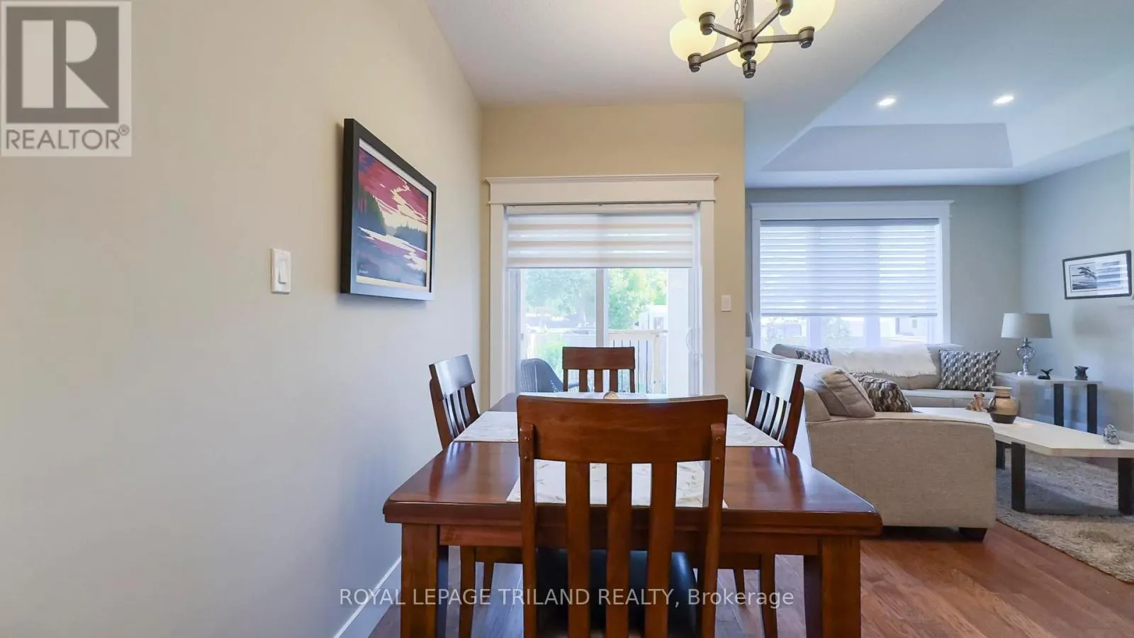 21 CREEK SIDE PLACE