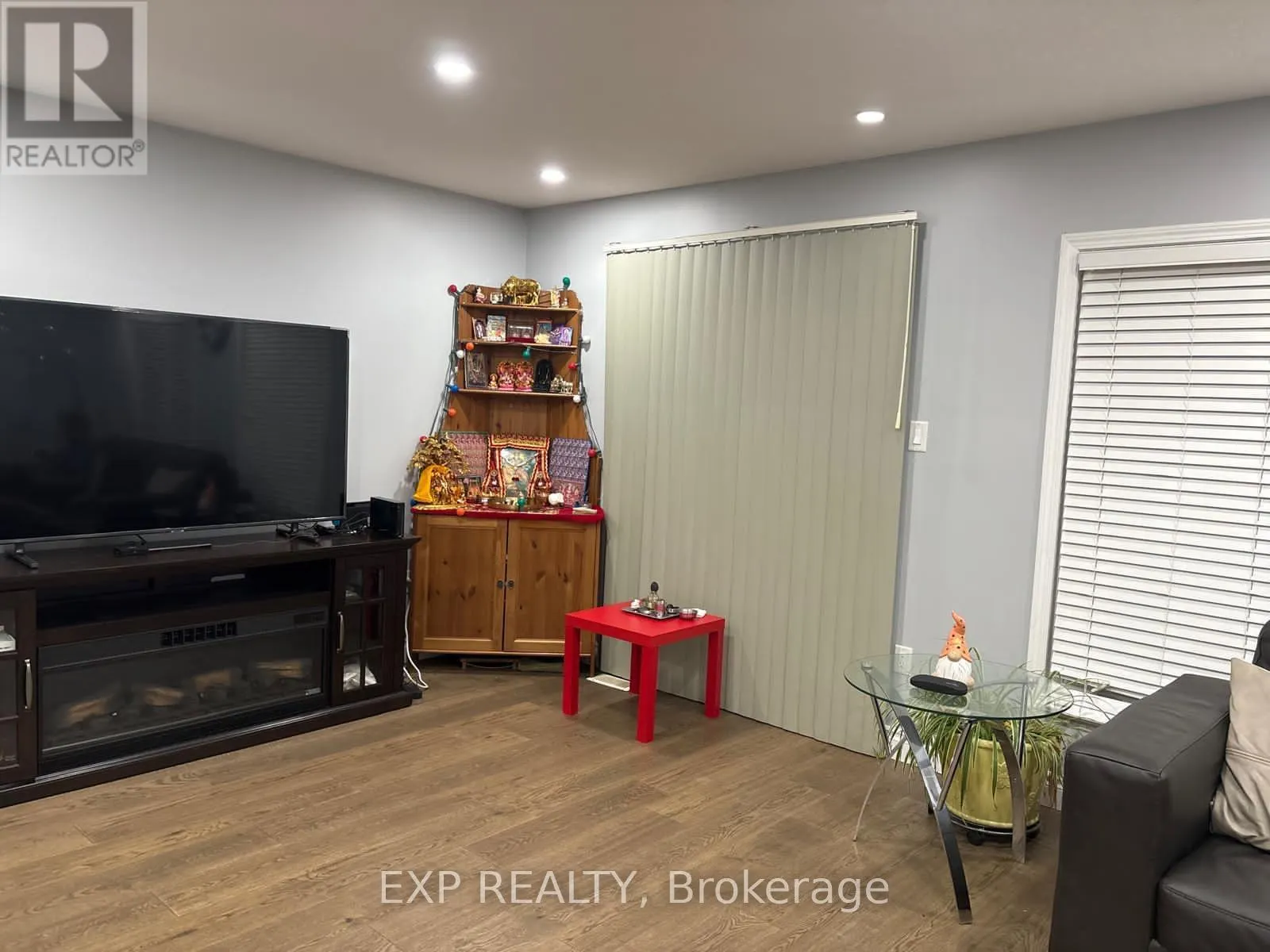 564 WOOLGRASS AVENUE