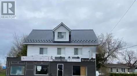 2 MOHNS AVENUE