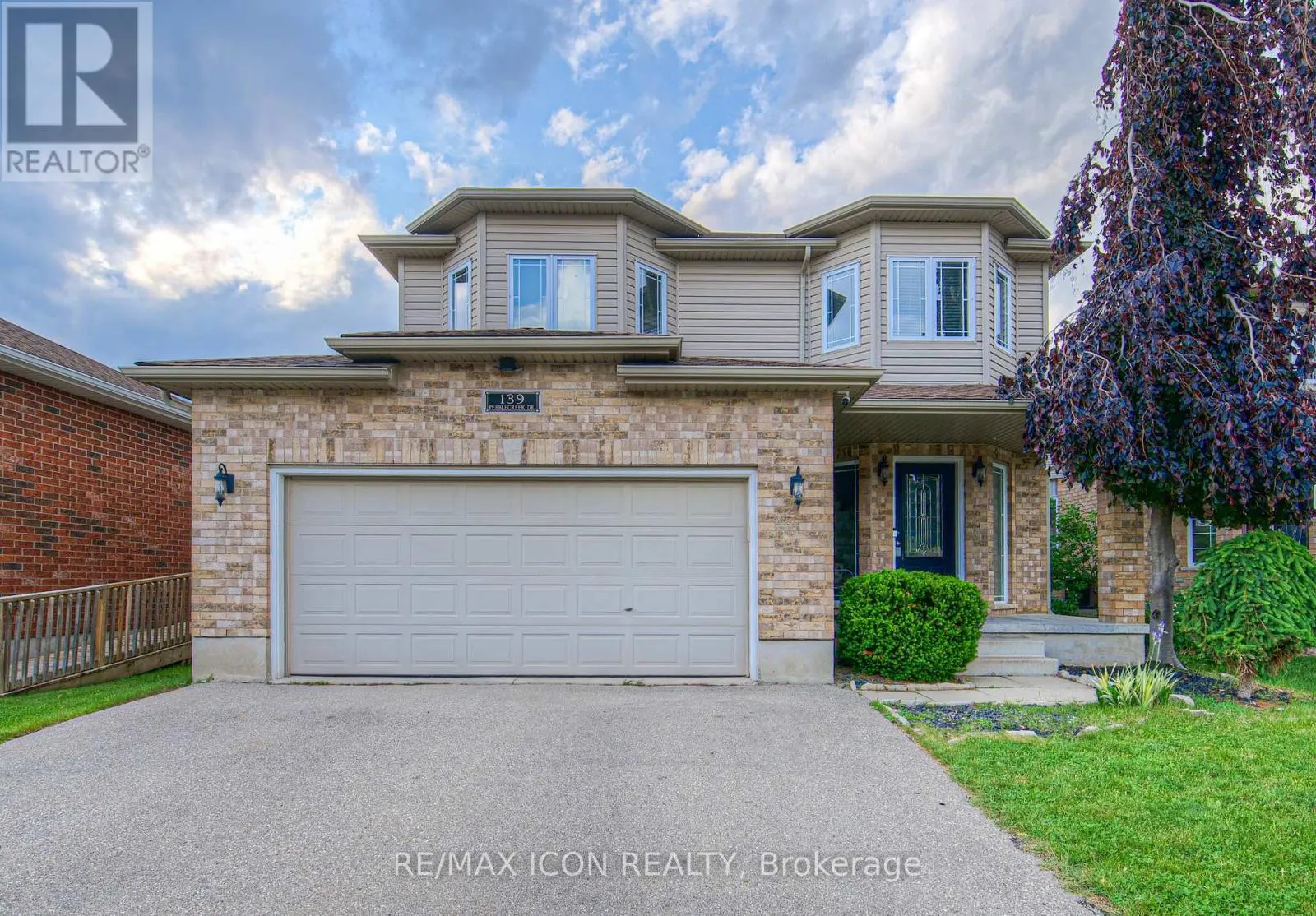 139 PEBBLECREEK DRIVE