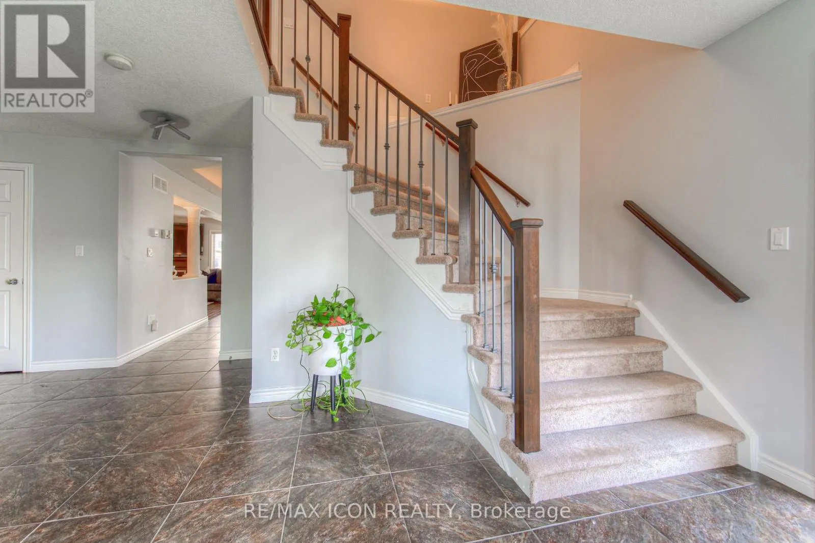 139 PEBBLECREEK DRIVE