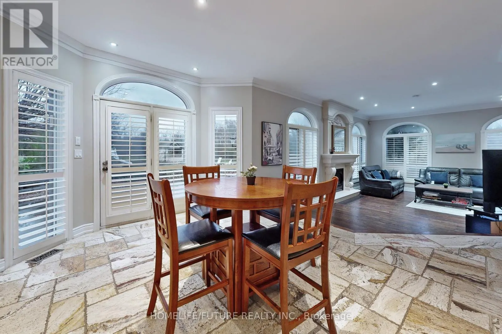 82 PEARSON ROAD