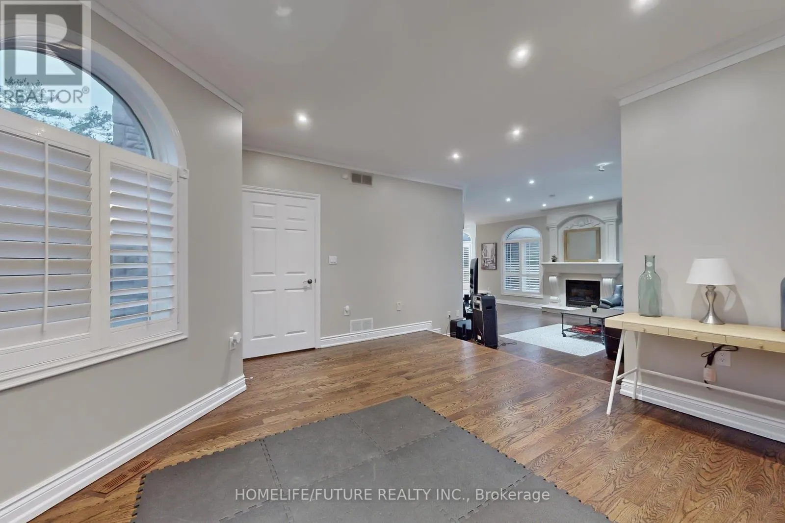 82 PEARSON ROAD