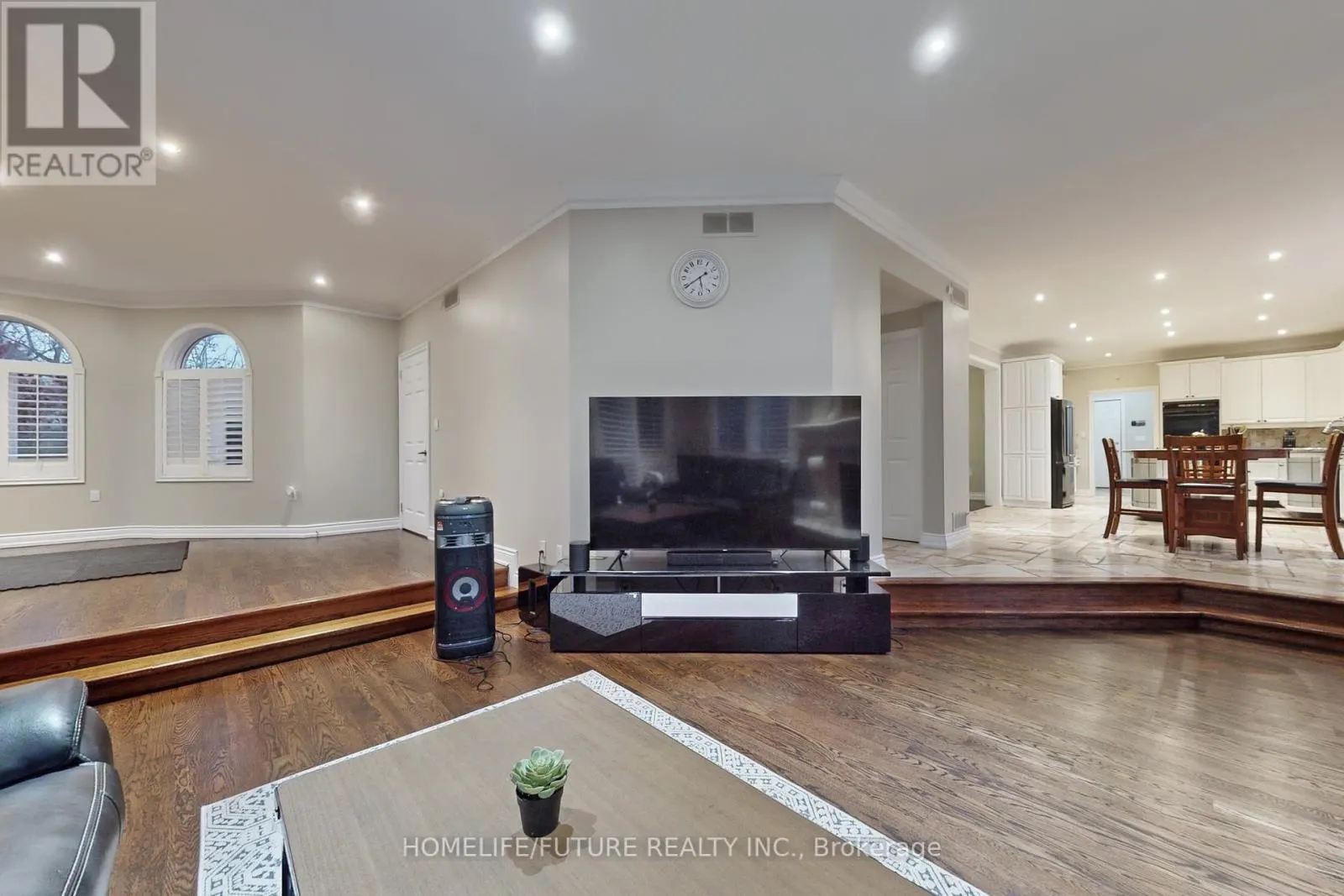 82 PEARSON ROAD