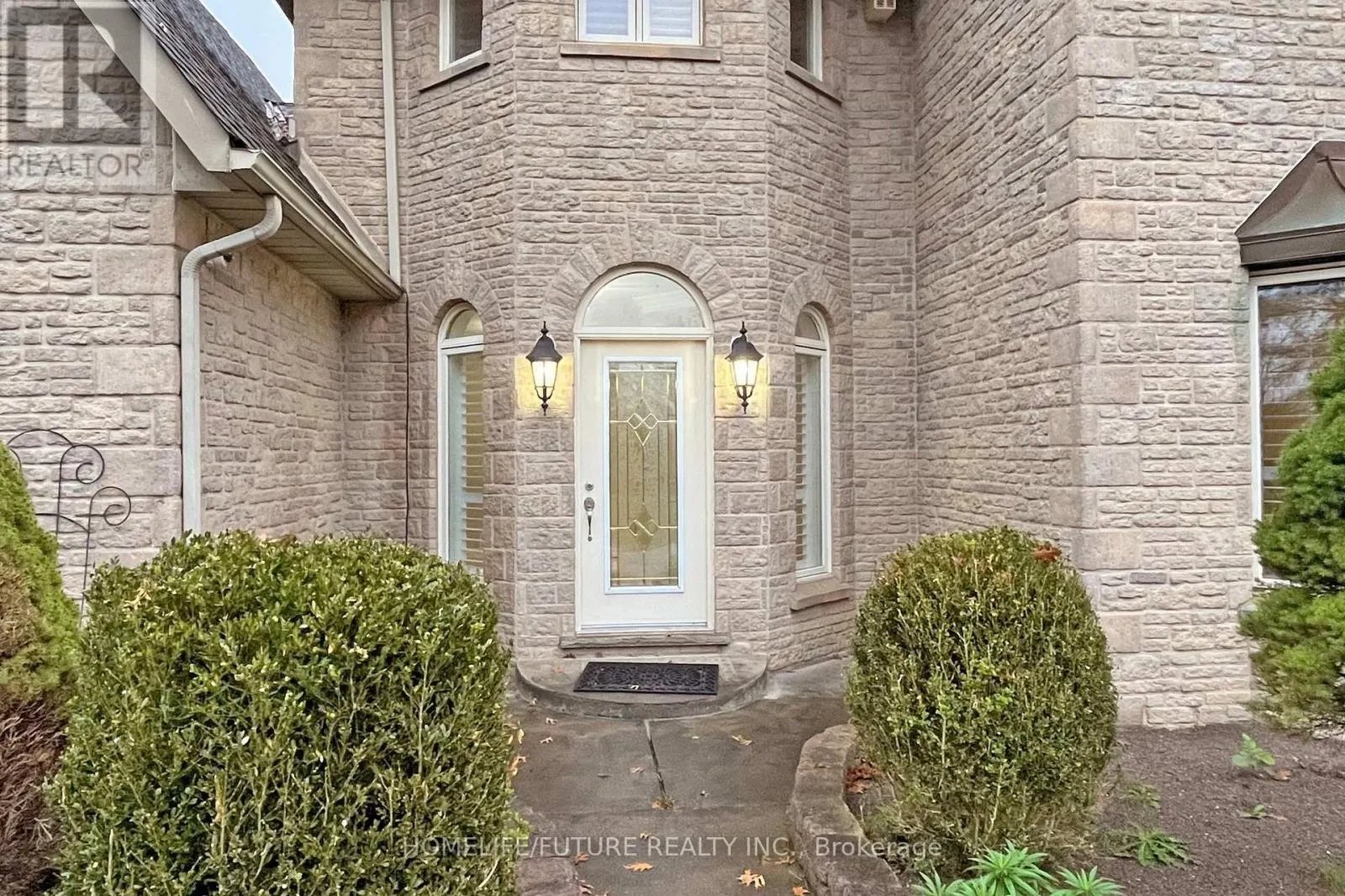 82 PEARSON ROAD