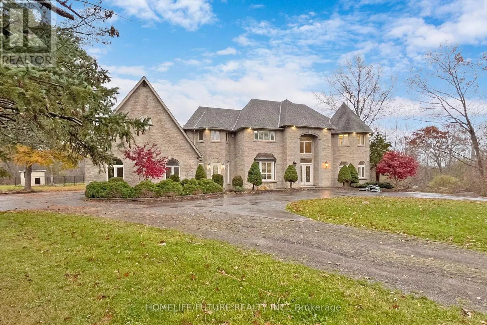 82 PEARSON ROAD