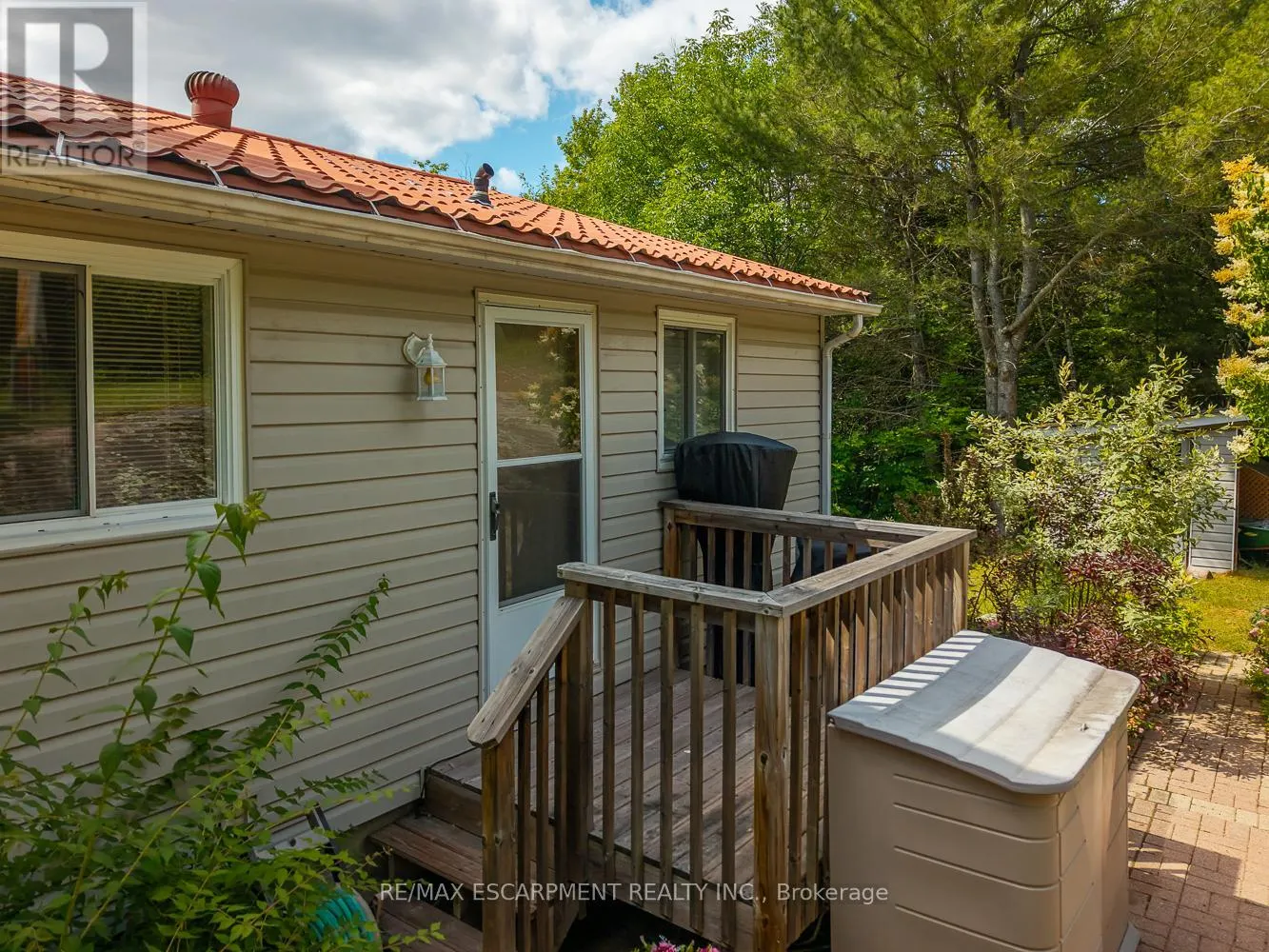 32 10TH CONCESSION ROAD