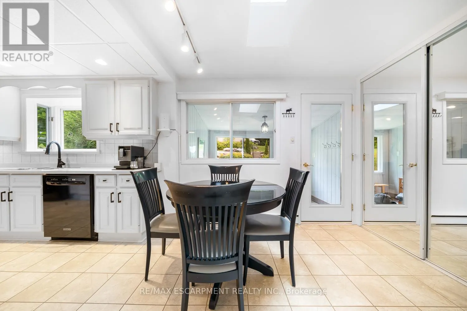 32 10TH CONCESSION ROAD