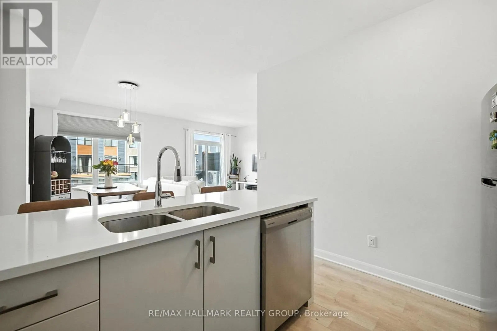 702 CONFLUENCE WALK