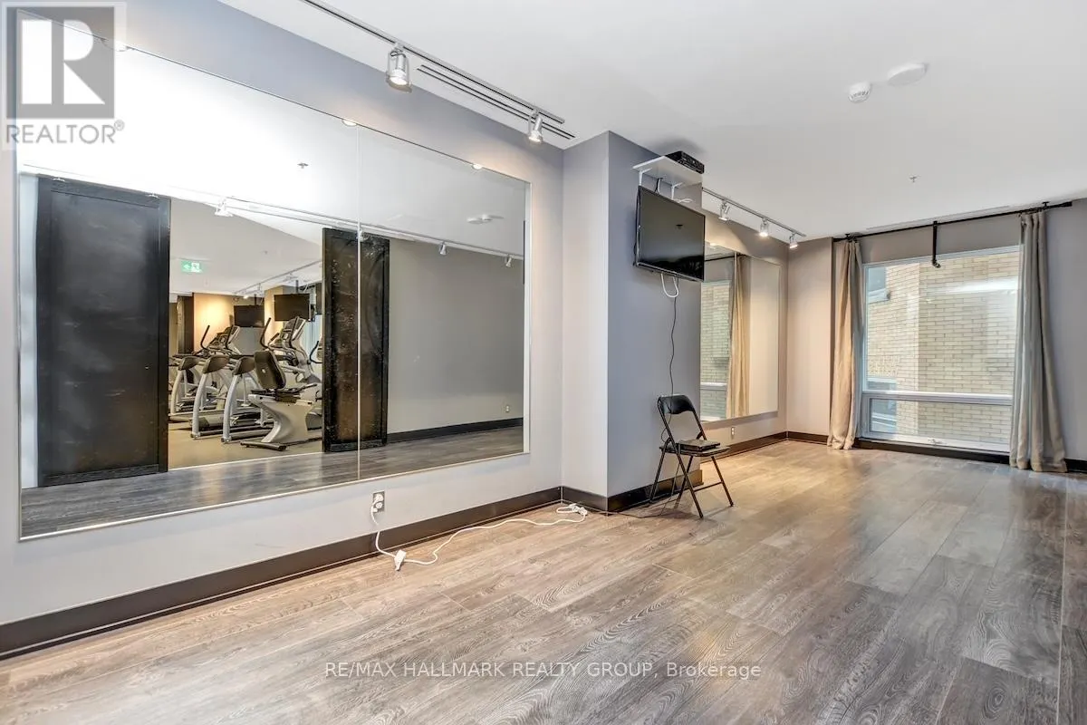 907 - 428 SPARKS STREET
