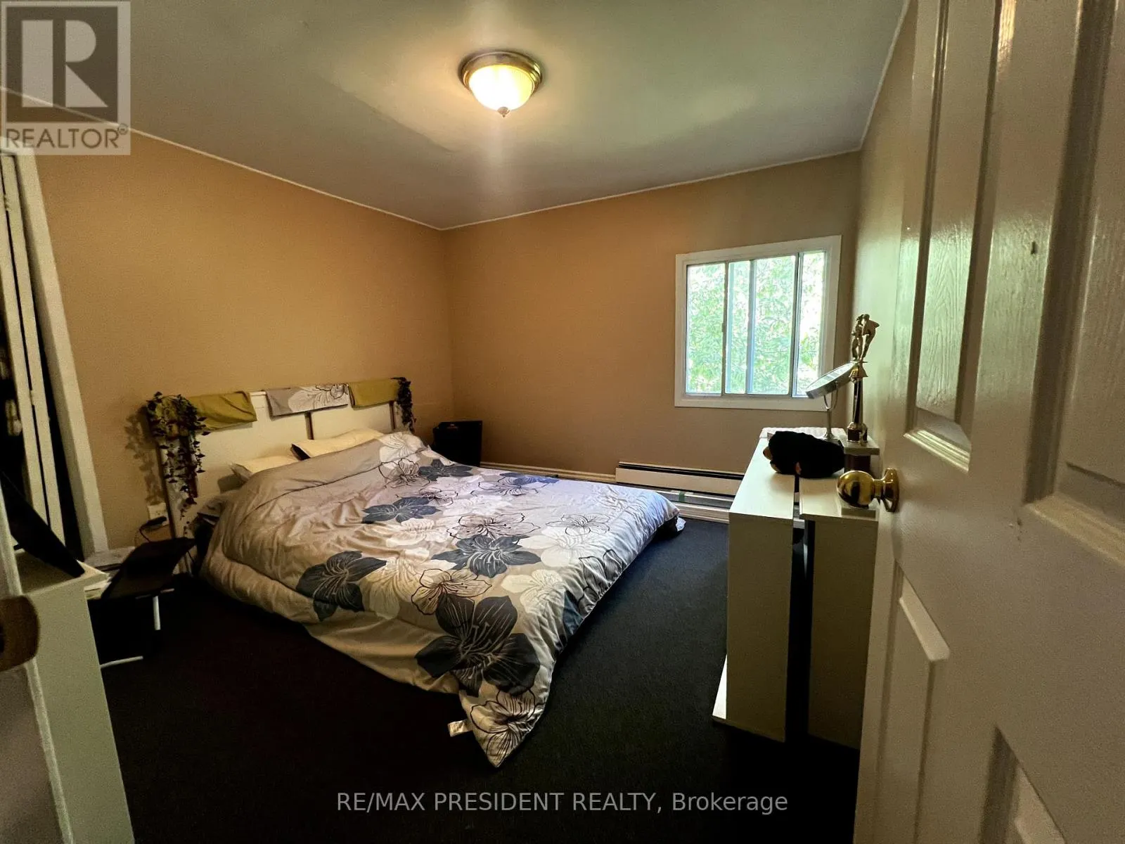 37 BOND STREET S