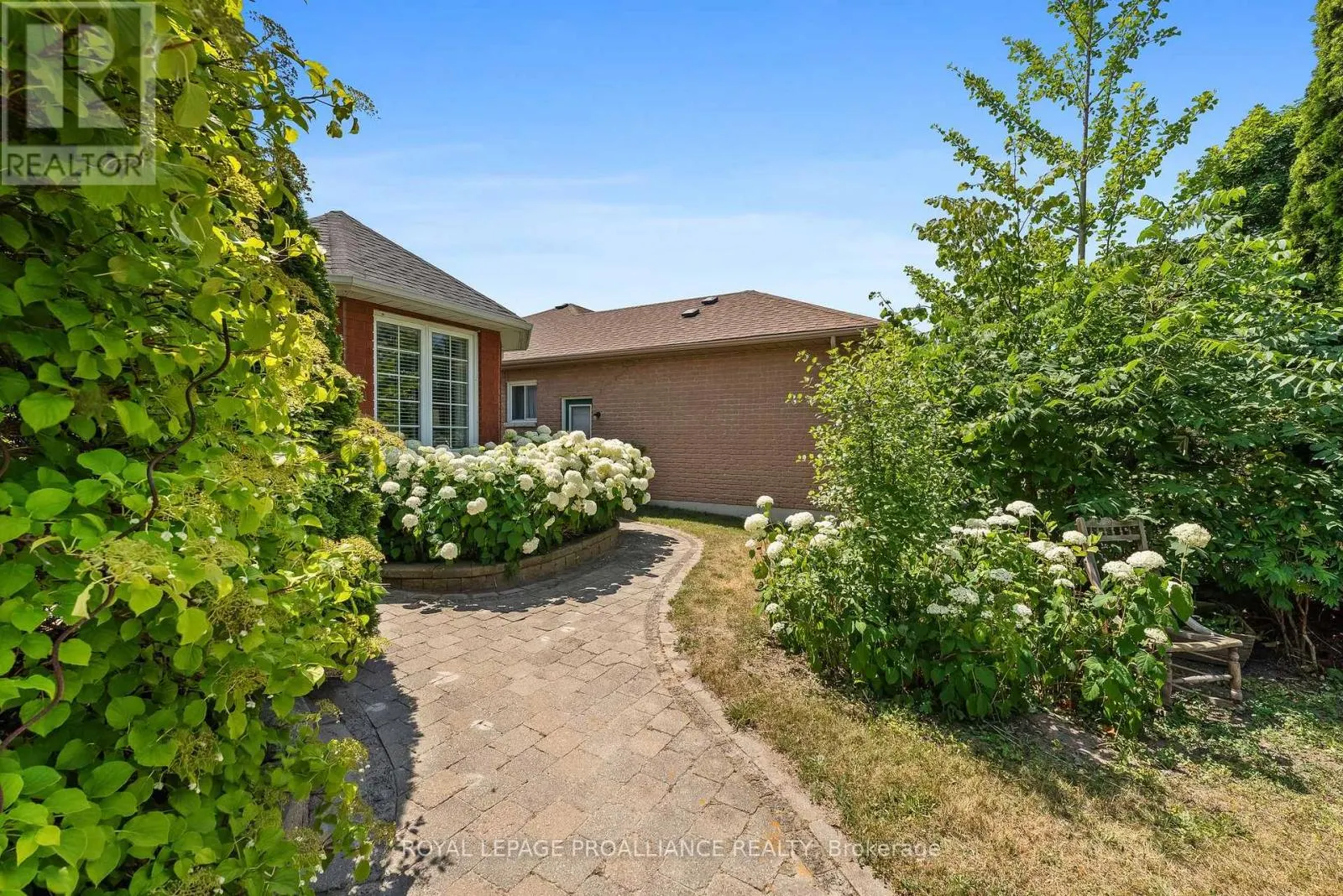 273 PARKVIEW HILLS DRIVE