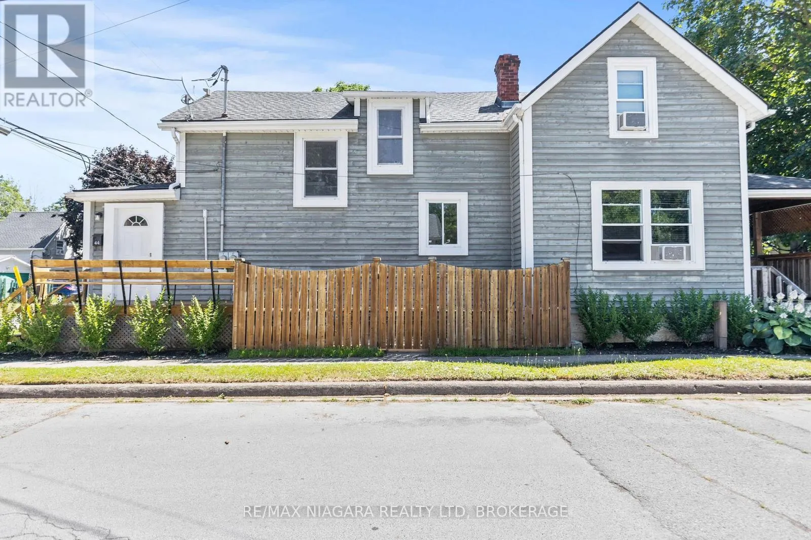 44 FORSYTHE STREET