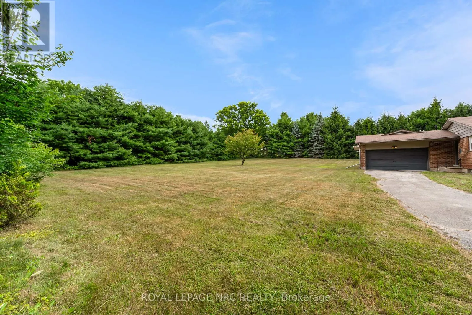 489 MEMORIAL DRIVE