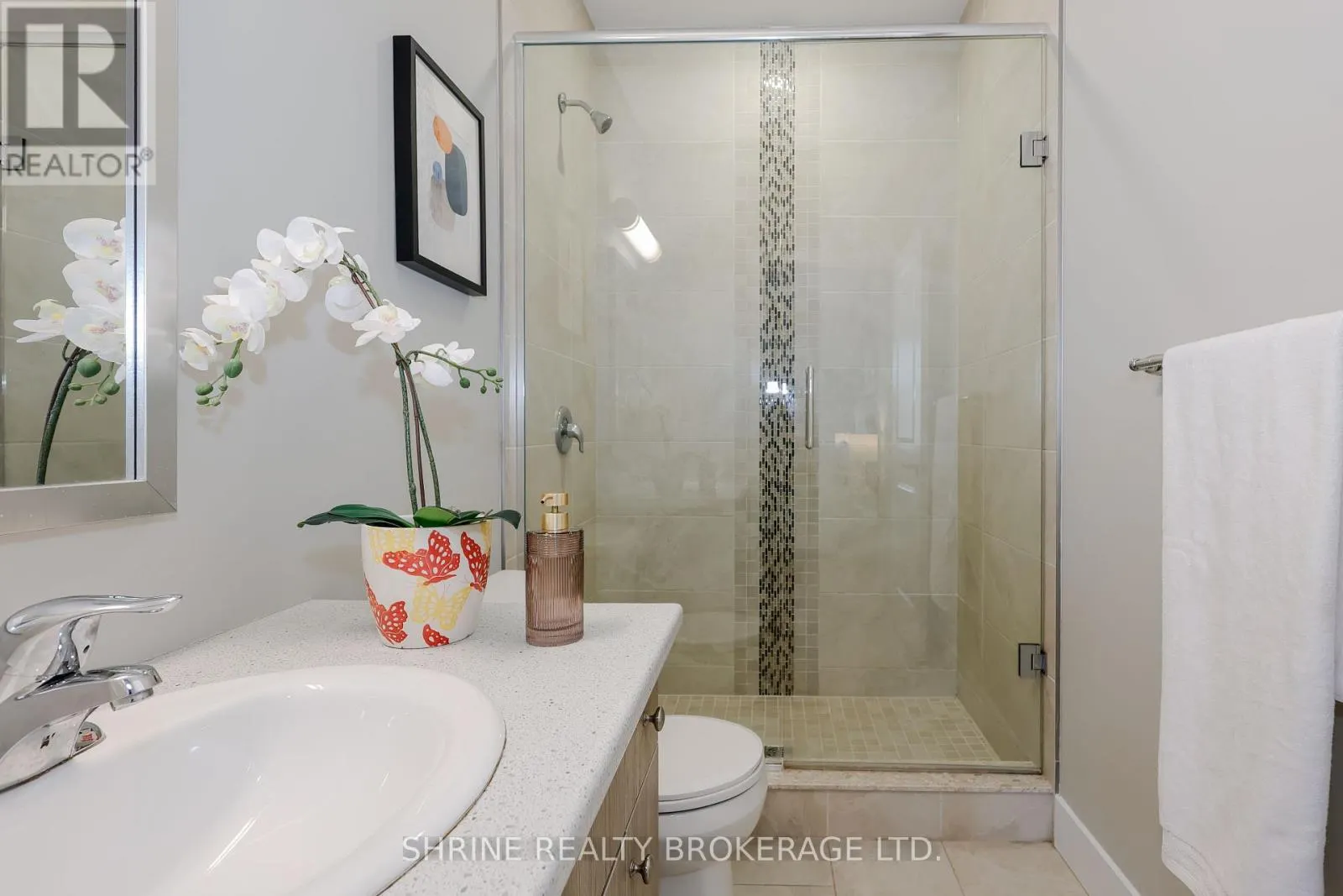 49 - 745 CHELTON ROAD, #49