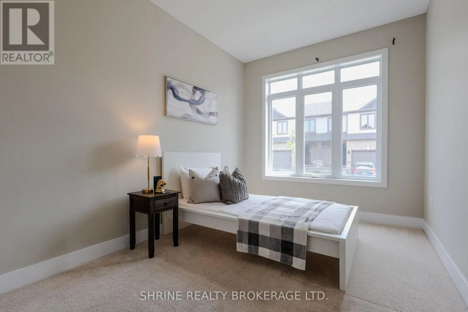 49 - 745 CHELTON ROAD, #49