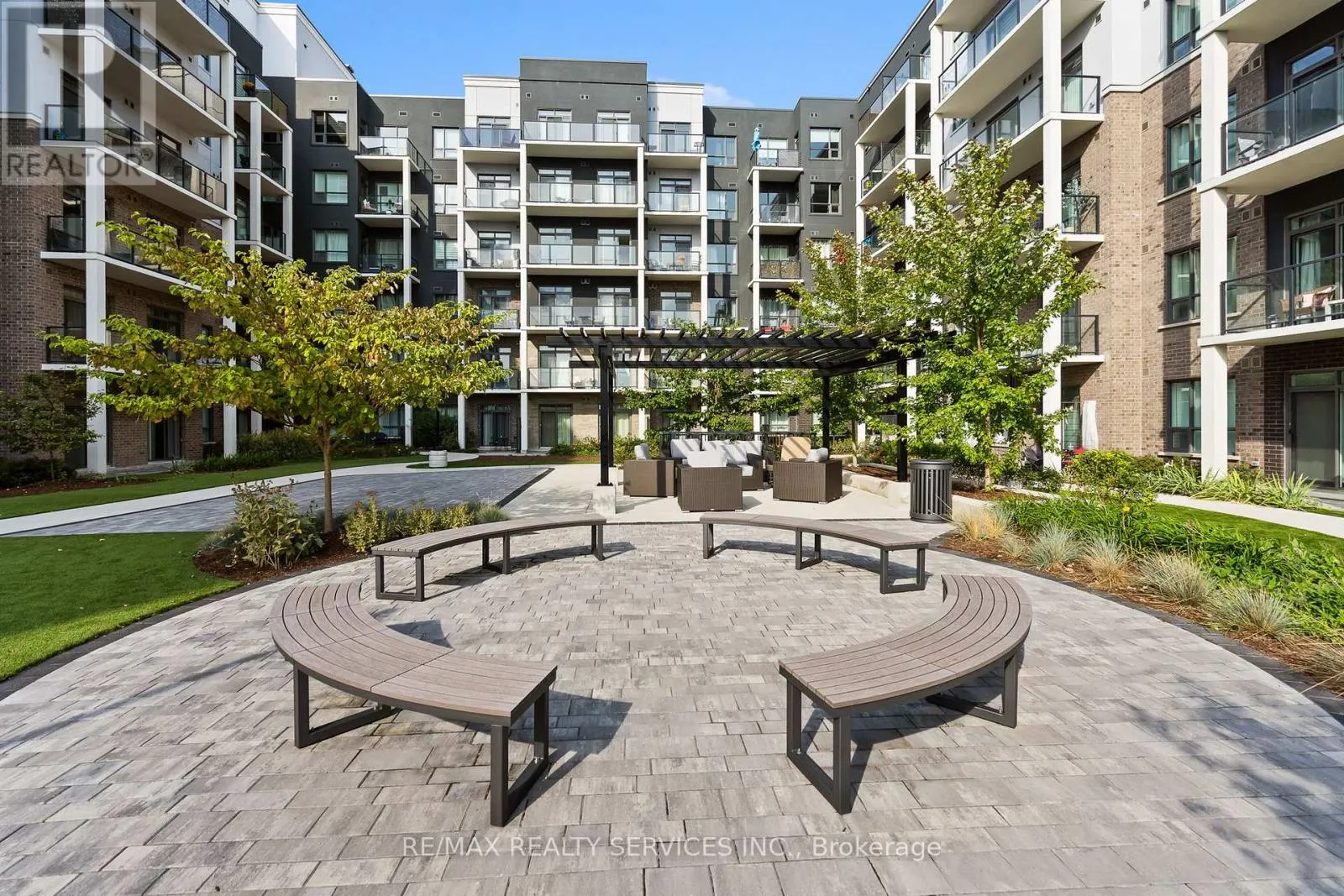222 - 5055 GREENLANE ROAD