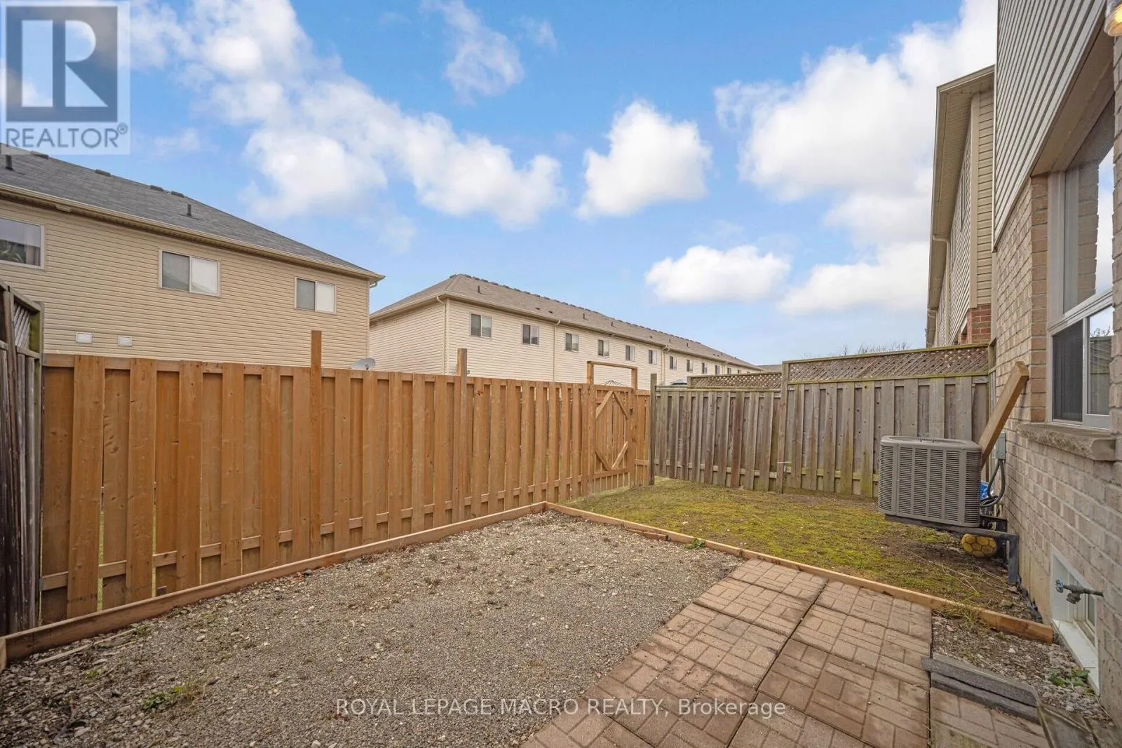 57 REDCEDAR CRESCENT