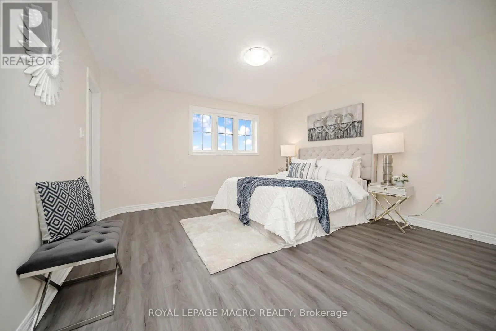 57 REDCEDAR CRESCENT