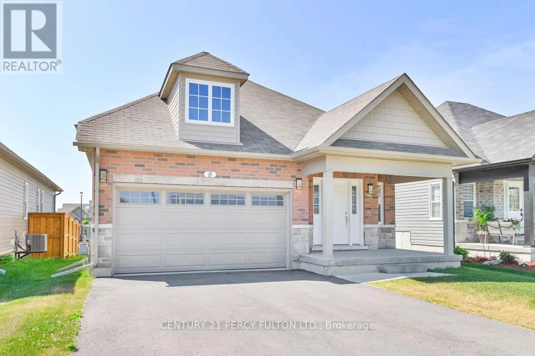8 BRAEBURN STREET
