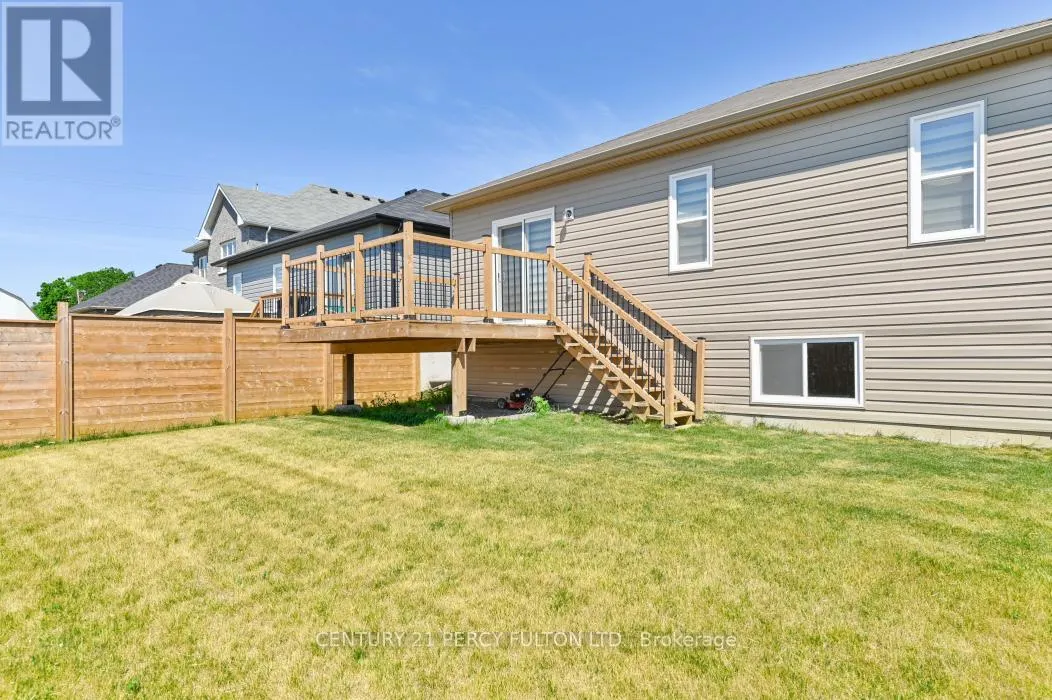 8 BRAEBURN STREET