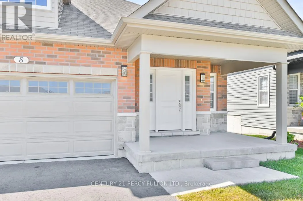 8 BRAEBURN STREET