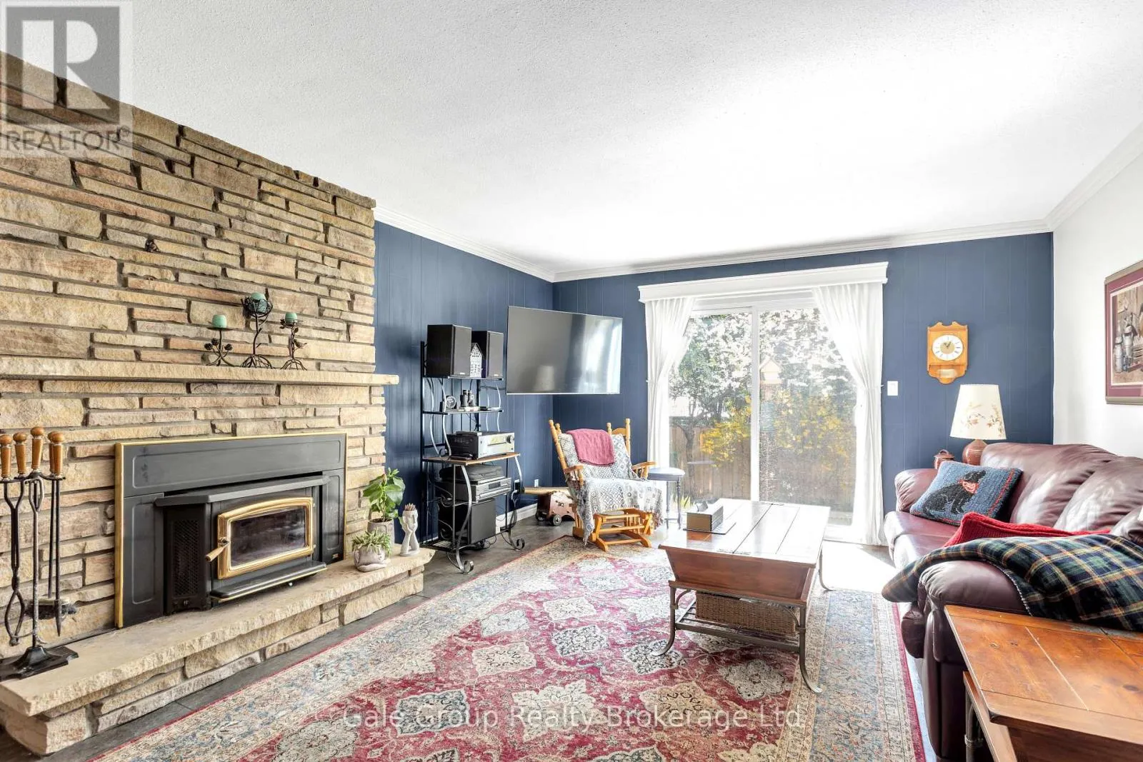 16 EDGAR DRIVE