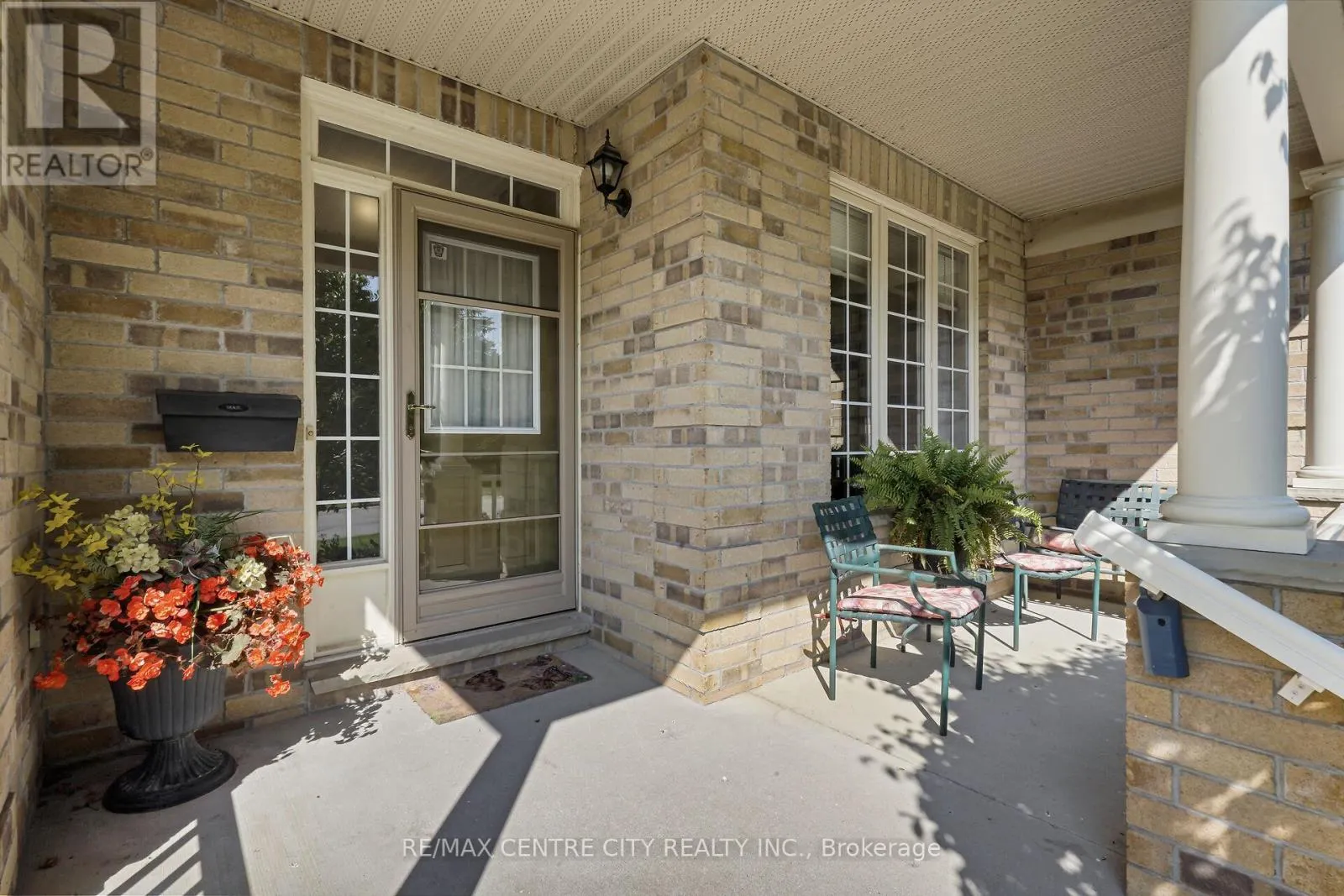 5 - 21 ST JOHNS DRIVE, #5