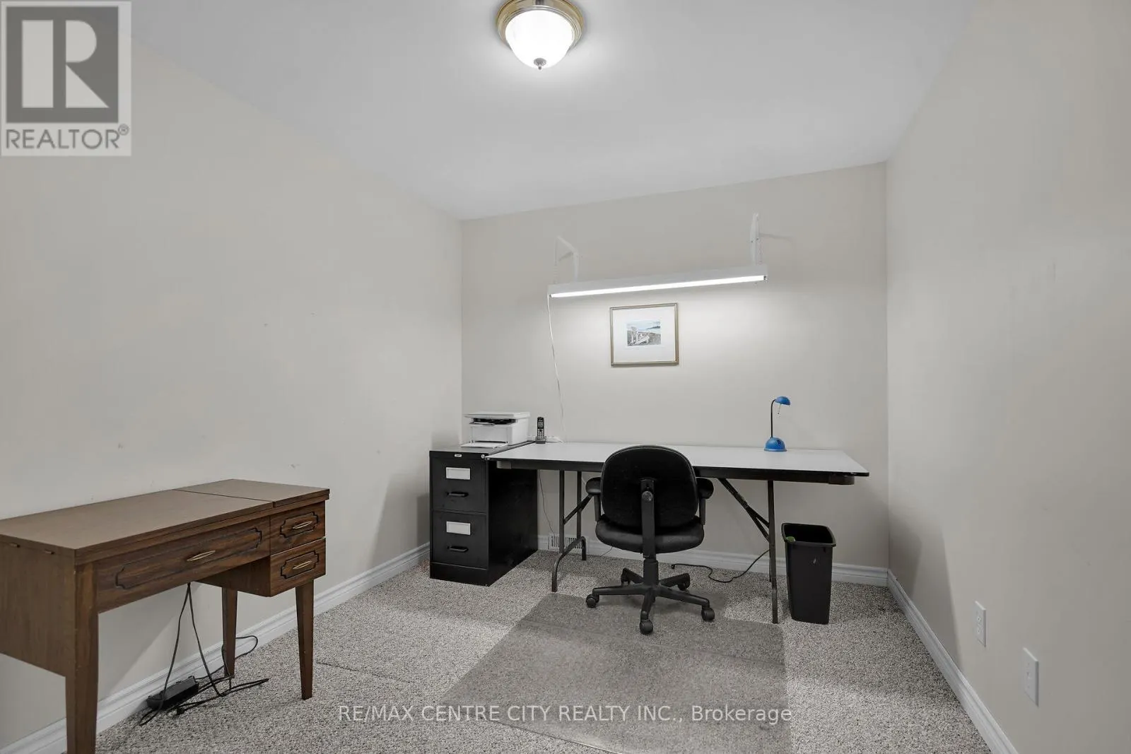 5 - 21 ST JOHNS DRIVE, #5